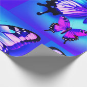 Paars en blauw vlinderontwerp cadeaupapier (Hoek)