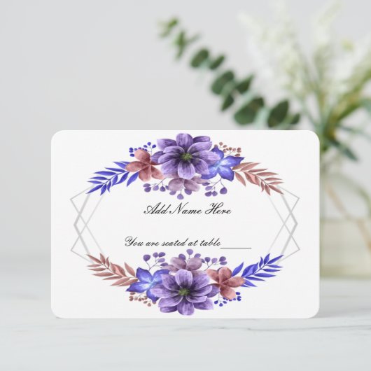 Paars en blauwe Waterverf Floral Wedding Table Kaa Informatiekaartje (Staand voorkant)