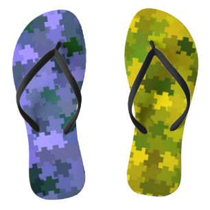 Paars en geel teenslippers