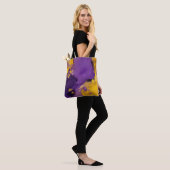 Paars en Goud Abstract Tote Bag (Op model)