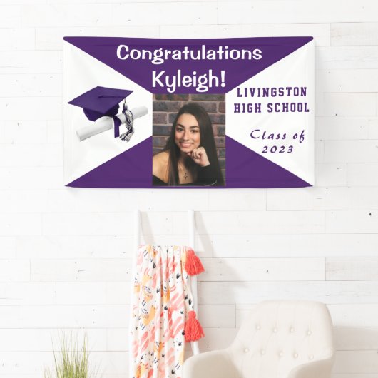 Paars en wit Afstuderen Foto Spandoek (Insitu)