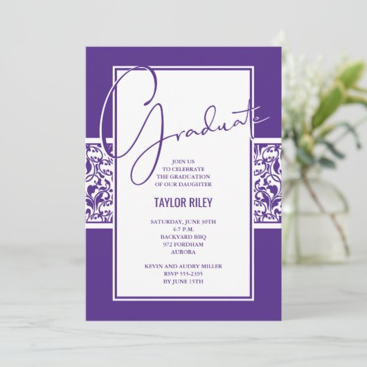 Paars en wit Afstuderen Kaart (Staand voorkant)