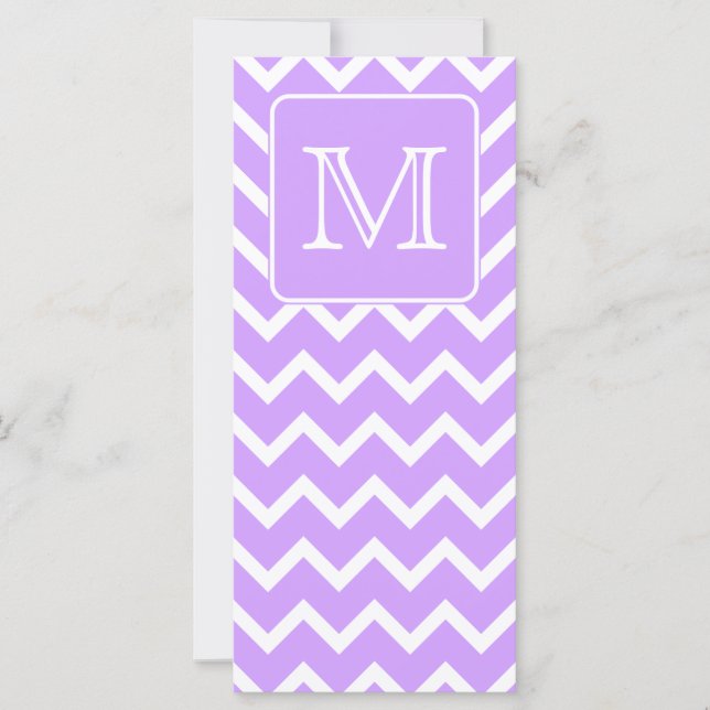 Paars en wit Chevron design. Aangepast monogram. (Voorkant)