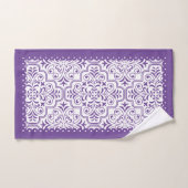 Paars en wit demaspatroon, gescallopeerde randen bad handdoek (Handdoek)