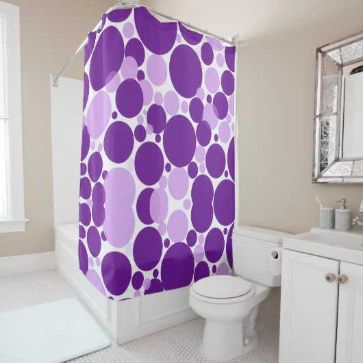 Paars en wit douchegordijn (In situ)