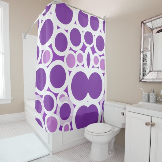 Paars en wit douchegordijn (In situ)