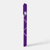 Paars en wit gestreept ontwerp fancy U initiaal iPhone 15 Case (Linkerkant)