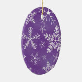 Paars en wit Snowflake-patroon Keramisch Ornament (Rechts)