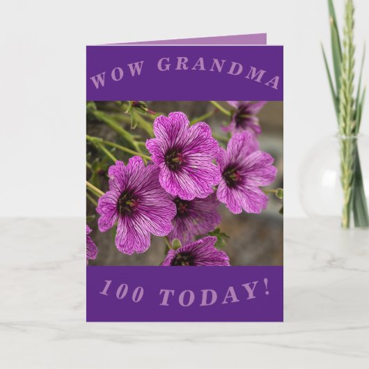 Paars Floral 100e geboortedagkaart voor oma Kaart (Voorkant)