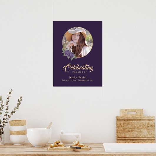 Paars Floral Memorial Funeral Photo Welcome Sign. Poster (Keuken)