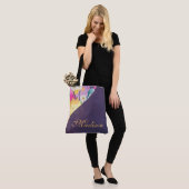 Paars Floral Trendy Girly Initiaal Naam Monogram Tote Bag (Op model)