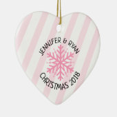 Paar's foto roze witte sneeuwvlok personaliseren keramisch ornament (Rechts)