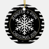 Paar's foto zwart-witte sneeuwvlok personaliseren keramisch ornament (Voorkant)