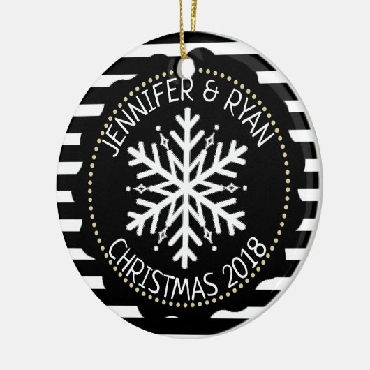 Paar's foto zwart-witte sneeuwvlok personaliseren keramisch ornament (Links)