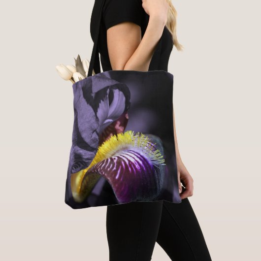 Paars gekruiste Iris Flower Petal Tote Bag (Dichtbij)