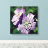  Paars-geraniumventilator sluit dicht Canvas Afdruk (Insitu (Houten vloer))