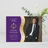 Paars | Gold Afstuderen Wave Law Justice Afstudeer Aankondiging (Staand voorkant)