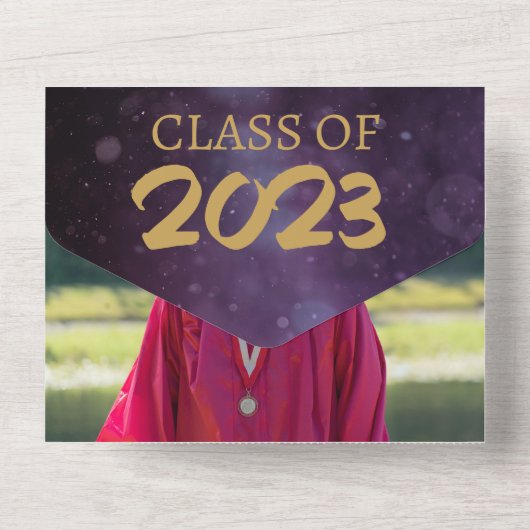 Paars & Gold Two Photo Graduparty All In One Uitnodiging (Achterkant)