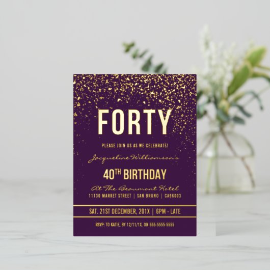 Paars | Gouden Confetti 40e verjaardag Folie Uitnodiging Briefkaart (Staand Voorkant)