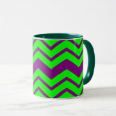 Paars Groen Chevron Zigzag Design Mok (Voorkant rechts)