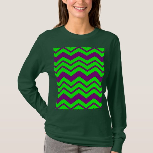 Paars Groen Chevron Zigzag Design T-shirt (Voorkant)