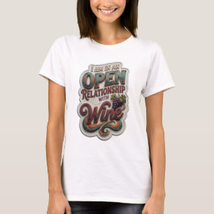 Paars IK BEN IN EEN OPEN RELATIE MET WIJN v2 T-shirt