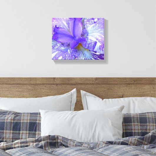 Paars Iris Wrapped Canvas Afdruk (Insitu (Slaapkamer))