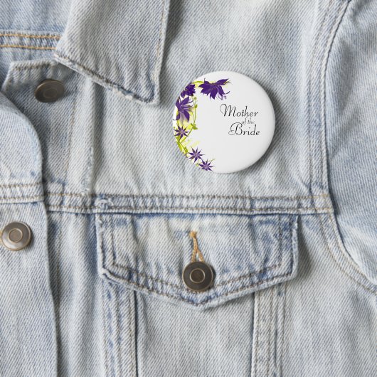 Paars Island Wedding Flowers Moeder the Bride Ronde Button 5,7 Cm (In situ)