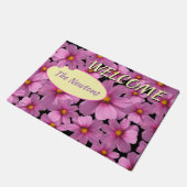 Paars kosmos-ventilatorontwerp op een zwarte achte deurmat (Schuin)