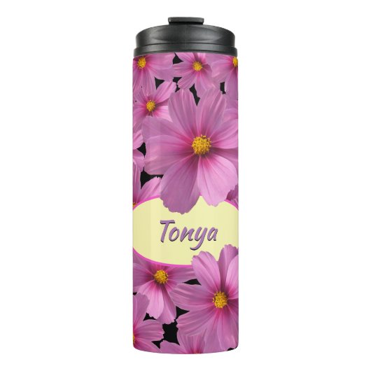 Paars kosmos-ventilatorontwerp op een zwarte achte thermosbeker (Voorkant)