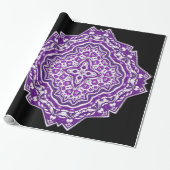 paars mandala verpakkingspapier cadeaupapier (Uitgerold)