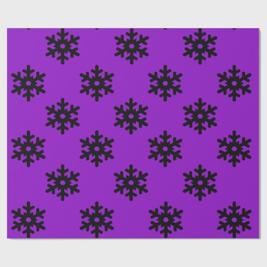 Paars met zwarte sneeuwvlokken cadeaupapier (Vlak)