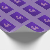 Paars monogram cadeaupapier (Hoek)