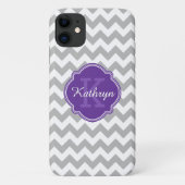 Paars monogram grijze Chevron Pattern Case-Mate iPhone Case (Achterkant)
