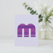Paars monogram - letter M Briefkaart (Staand voorkant)