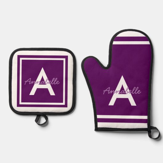 Paars monogram op persoonlijke titel ovenwant & pannenlap set (Voorkant)