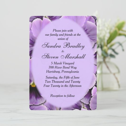 Paars Pansy Wedding Invitation Kaart (Staand voorkant)
