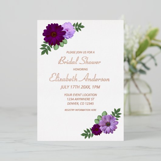 Paars Peony Floral Vrijgezellenfeest Folie Uitnodiging (Staand Voorkant)