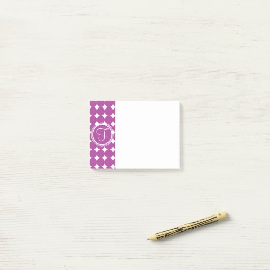 Paars Polka Dot Monogram Post-it® Notes (Op bureau)