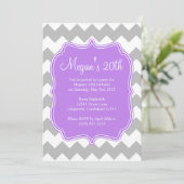 Paars Quatrefoil Chevron Birthday Uitnodiging (Staand voorkant)
