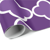Paars quatrefoliepatroon cadeaupapier (Rol Hoek)