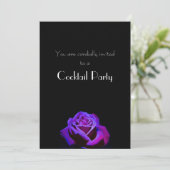 Paars Roos met druppeltjes op Black Cocktail Party Kaart (Staand voorkant)