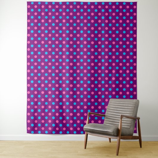 Paars Roze Blau Stippenpatroon Wandkleed (In situ)