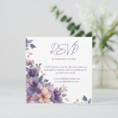 Paars roze bloemen op bruiloft RSVP Kaart (Staand voorkant)