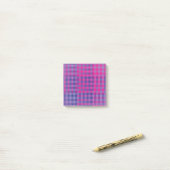 Paars Roze Geruite Patchwork Patroon Post-it® Notes (Op bureau)