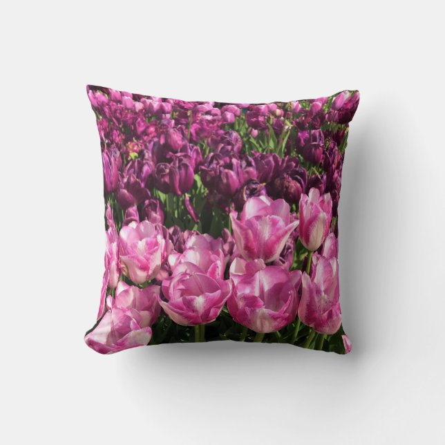 Paars & Roze Tulip Garden Bed, Oregon Kussen (Voorkant)