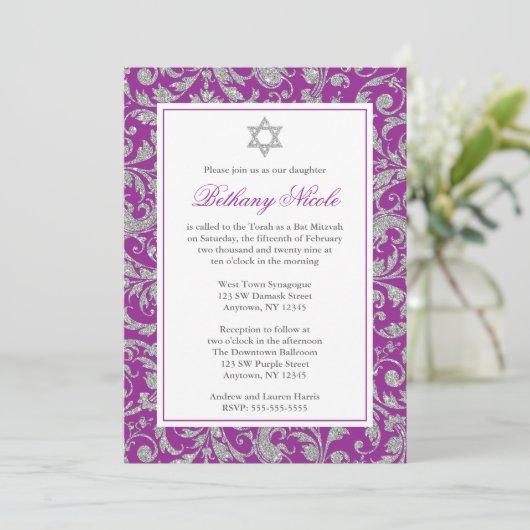 Paars Silver Glitter Swirl Damask Bat Mitzvah Kaart (Staand voorkant)