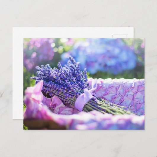 Paars Spring Meadow Briefkaart lavender Basket (Voorkant / Achterkant)