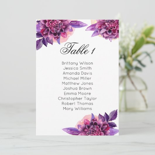 Paars trouw zitplaatskaart. Bloemstuk tafelplan Kaart (Staand voorkant)