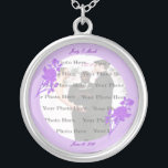 Paars ventilator, aangepast, zilver Ketting<br><div class="desc">Geef dit ketting een persoonlijk tintje om als huwelijksgunsten te hebben bij je trouwreceptie of om er zelf een te hebben als herinnering aan je speciale dag. Dit ketting is ook het perfecte geschenk voor de bruid die haar vrijgezellenfeest krijgt. Personaliseer door de tekst op de verstrekte gebieden te veranderen...</div>